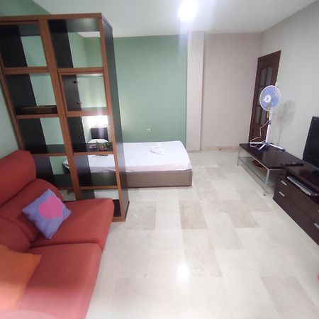Piso Compartido Delyrent En San Ildefonso Apartment Jaen Exterior photo