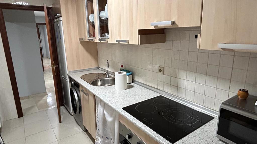 Piso Compartido Delyrent En San Ildefonso Apartment Jaen Exterior photo