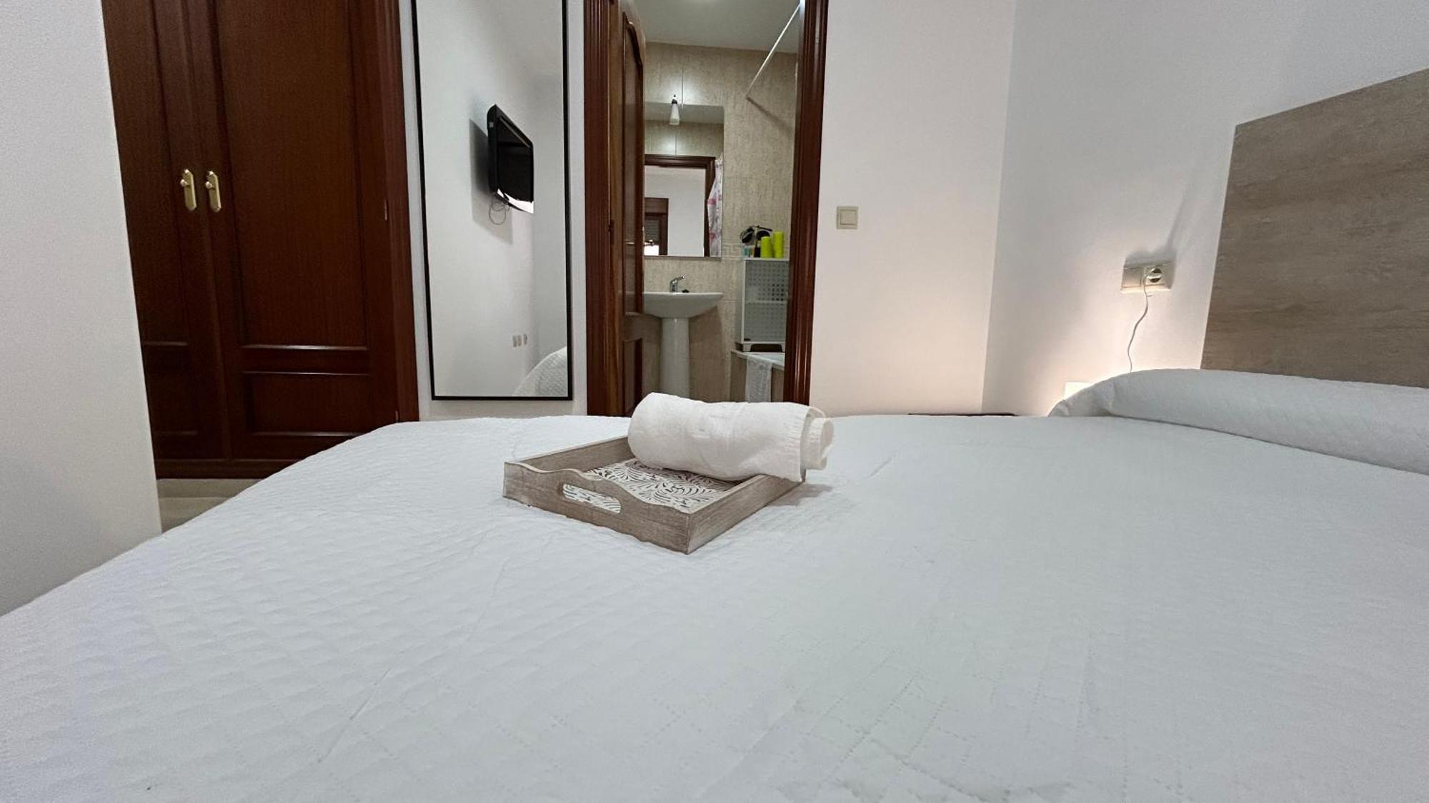 Piso Compartido Delyrent En San Ildefonso Apartment Jaen Exterior photo